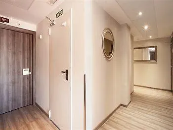 ** בית הארחה ברצלונה Hostal Centric ספרד