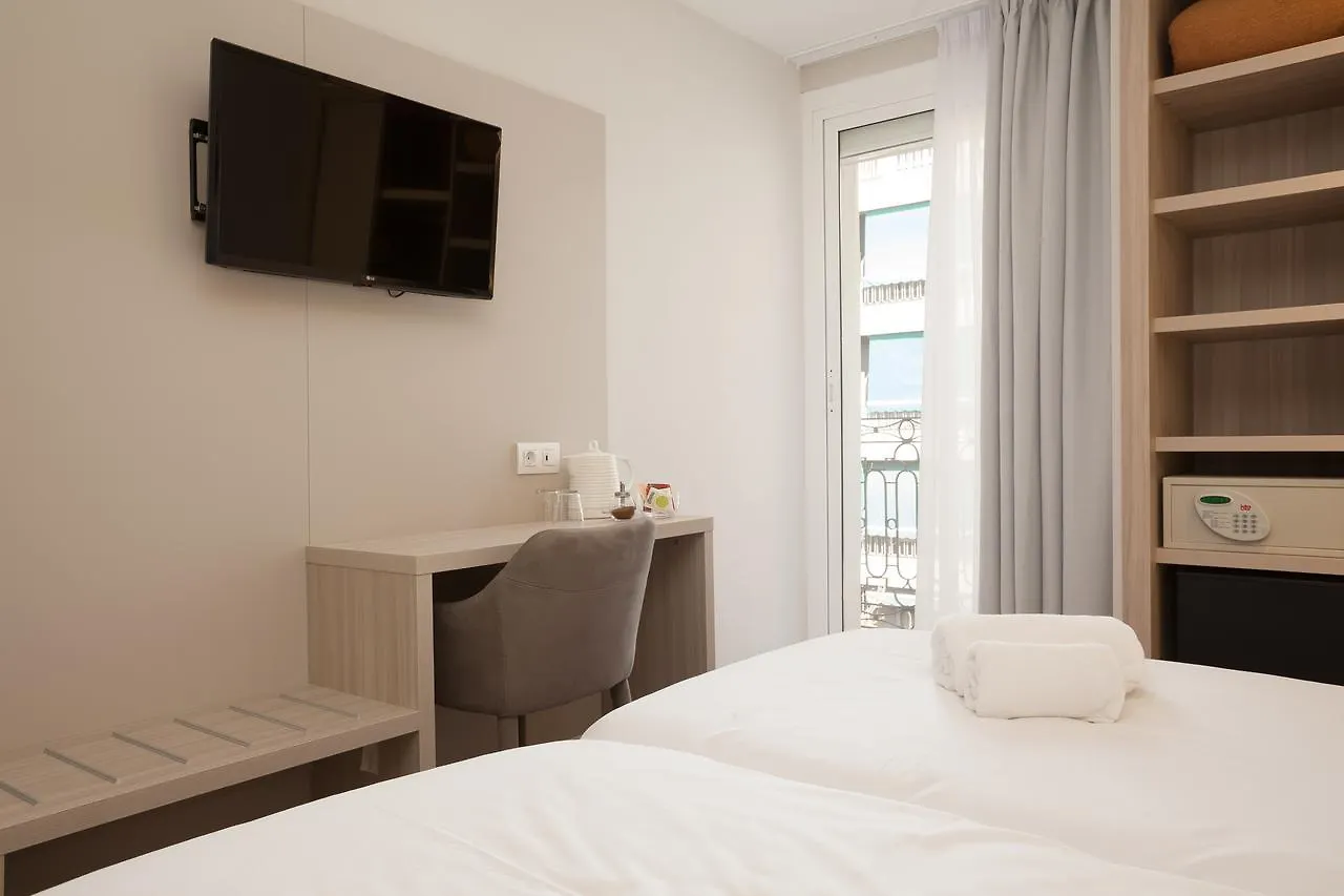 Hostal Centric Barcelona Guest house