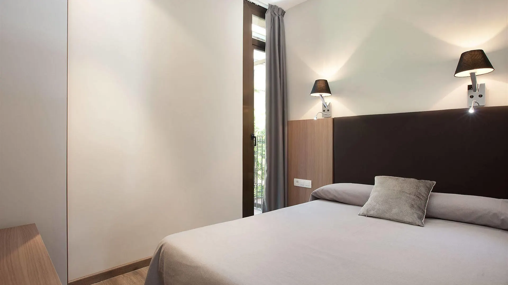 Hostal Centric Barcelona Spain