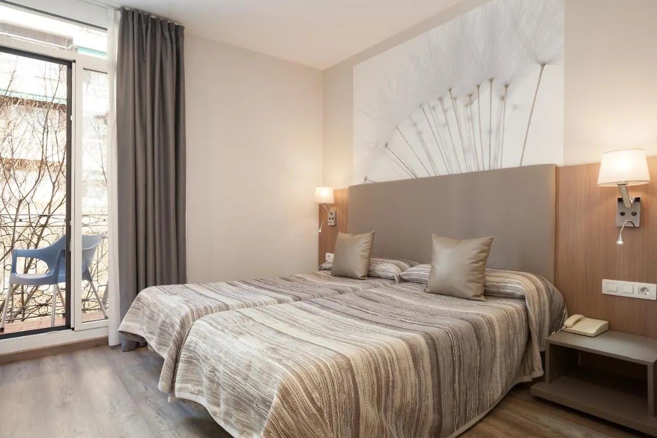 Hostal Centric Barcelona 2*,  Spain